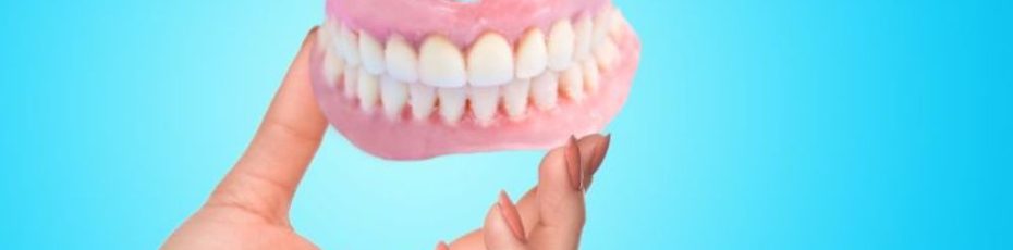 How Do You Tell When You Need Dentures?