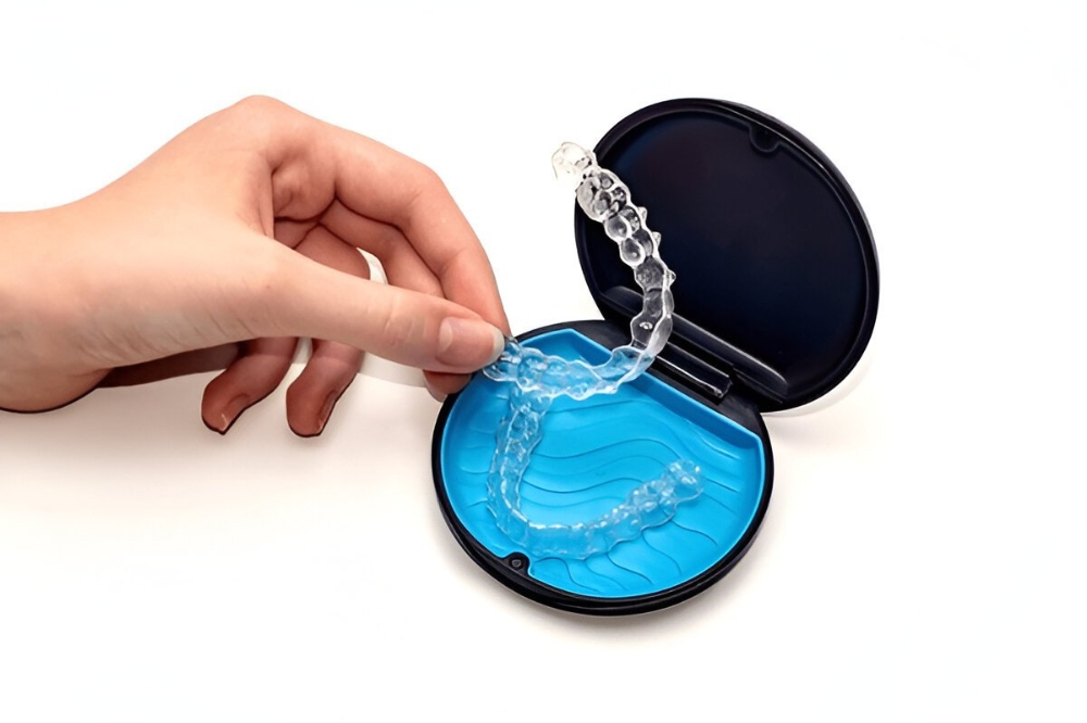 How Does Invisalign Work to Straighten Teeth? Full Step Guide